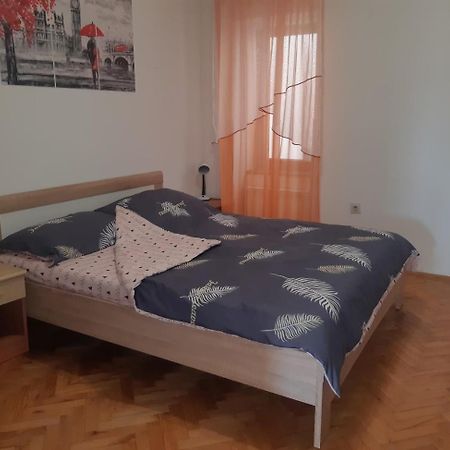 Apartment Marija Pula Exterior photo