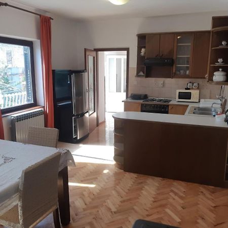 Apartment Marija Pula Exterior photo